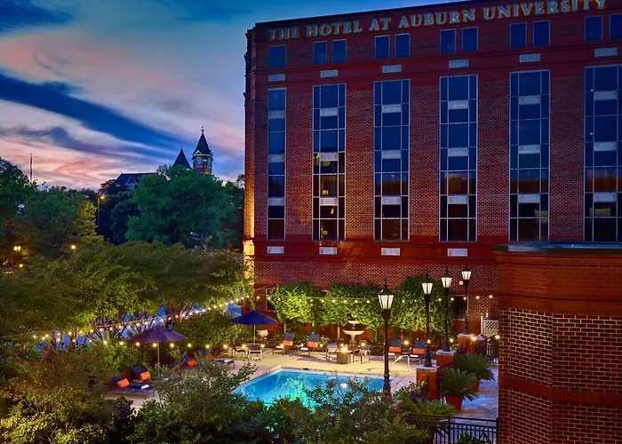 Auburn Hotels