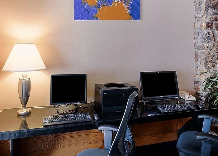 Quality Inn & Suites- Valparaiso