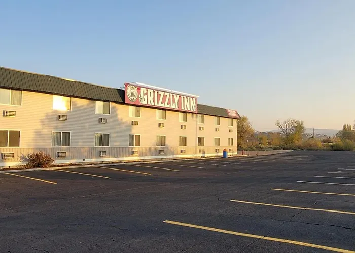 Grizzly Inn Evanston