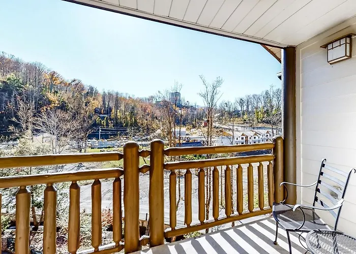 Baskins Creek 105 Gatlinburg