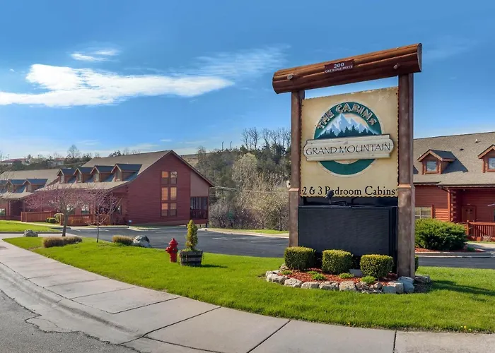 Cabins At Grand Mountain Branson