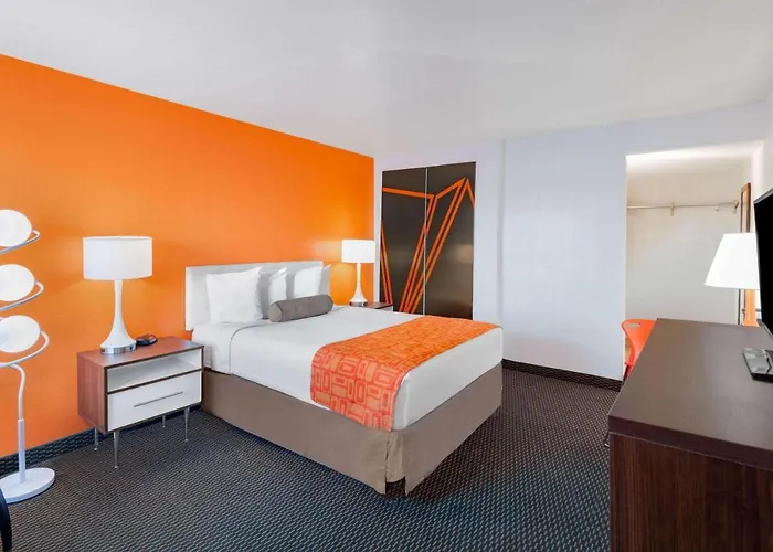 Howard Johnson By Wyndham Flagstaff