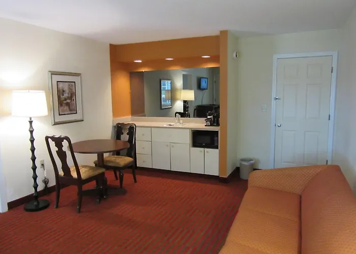 Clarion Suites Augusta