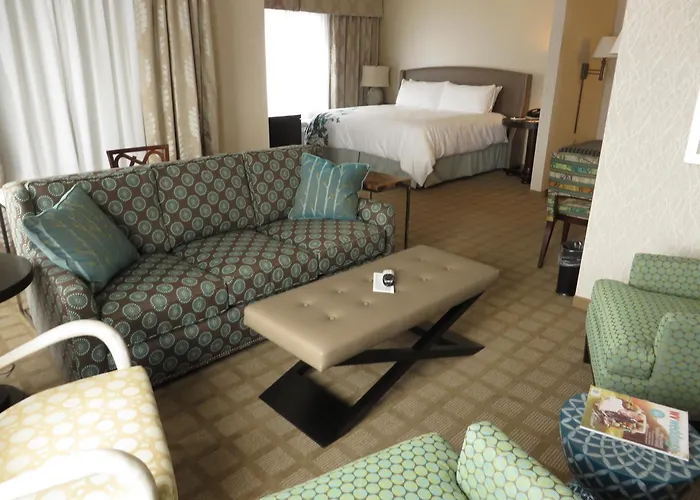 Wingate By Wyndham Elkins Hotel
