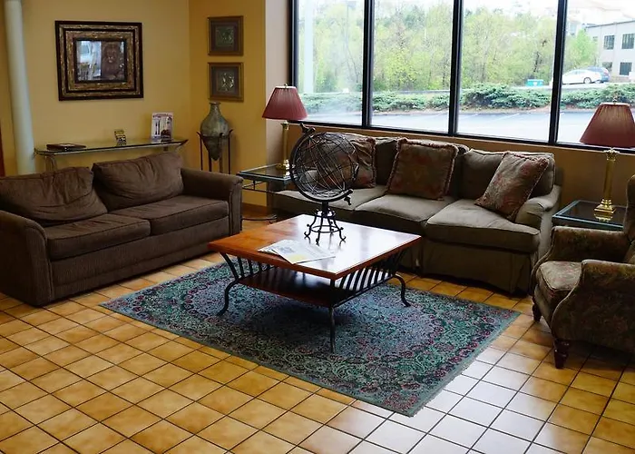 The King'S Quarters Hotel Branson