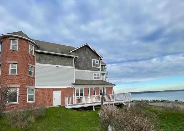 Tides Inn & Suites Port Townsend