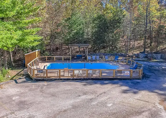 White Wing Lodge Unit 322 Branson