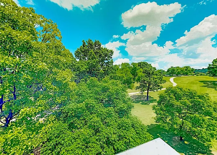 Pointe Royale #44-1 Villa Branson