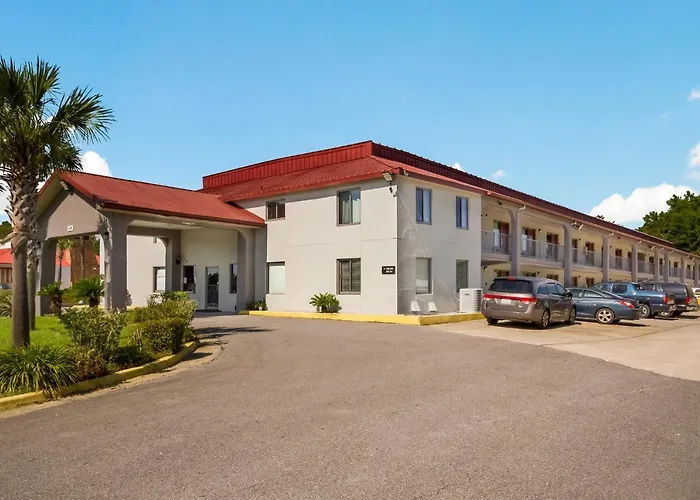 Red Roof Inn Crestview