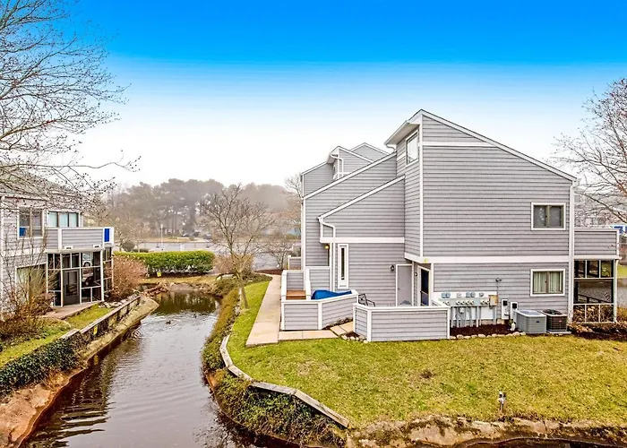 East Of The Sun --- 39770 East Sun Dr #112 Hotel Fenwick Island