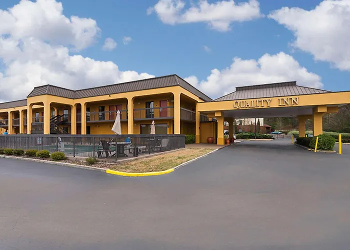 Quality Inn Airport - Southeast Irondale