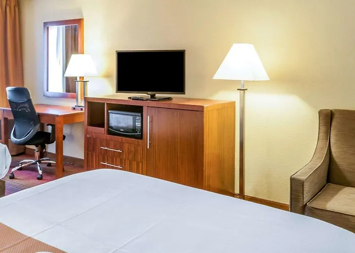 Quality Inn & Suites Albuquerque West