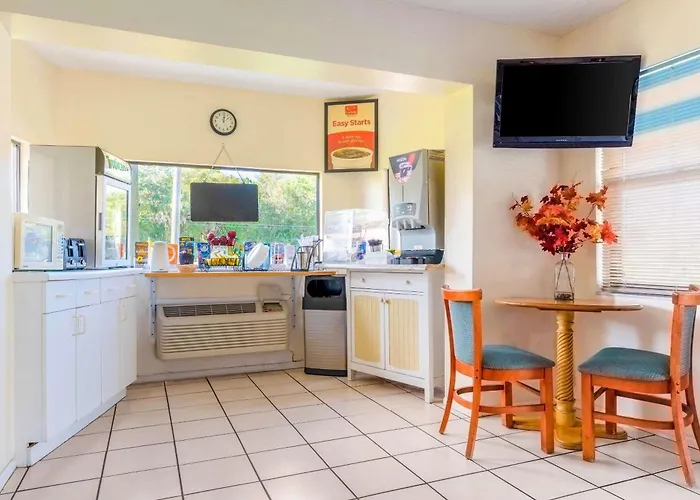 Econo Lodge Crystal River