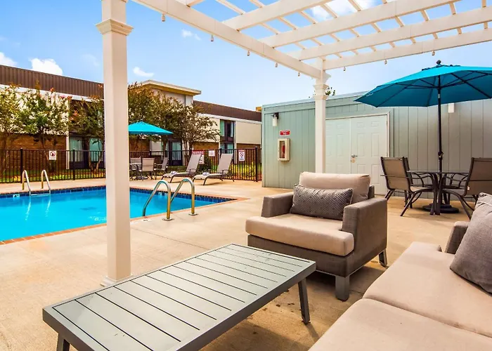 Best Western Plus Yadkin Valley Inn & Suites Jonesville