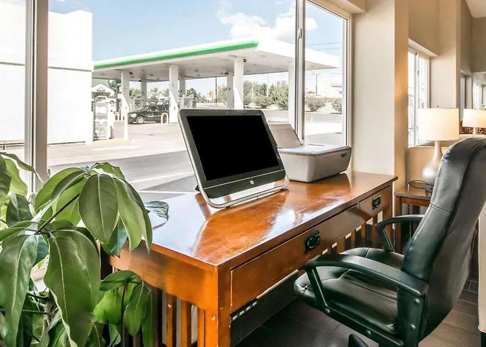 Quality Inn & Suites Elizabethtown