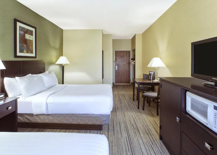 Country Inn & Suites By Radisson Benton Harbor-St Joseph Mi