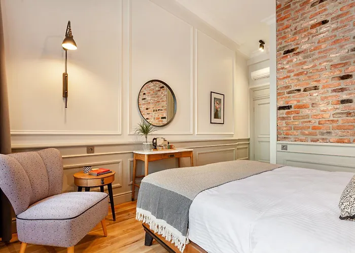 Riva Hotels