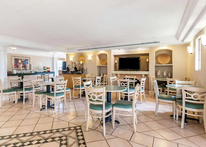 La Quinta Inn By Wyndham El Paso West