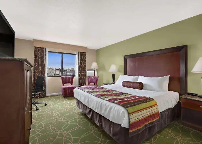 Days Inn By Wyndham Penn State State College