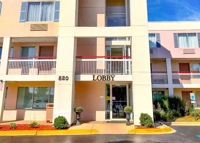 Econo Lodge Willowbrook