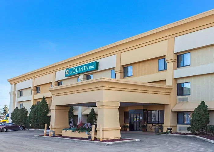 La Quinta Inn By Wyndham Milwaukee Airport / Oak Creek