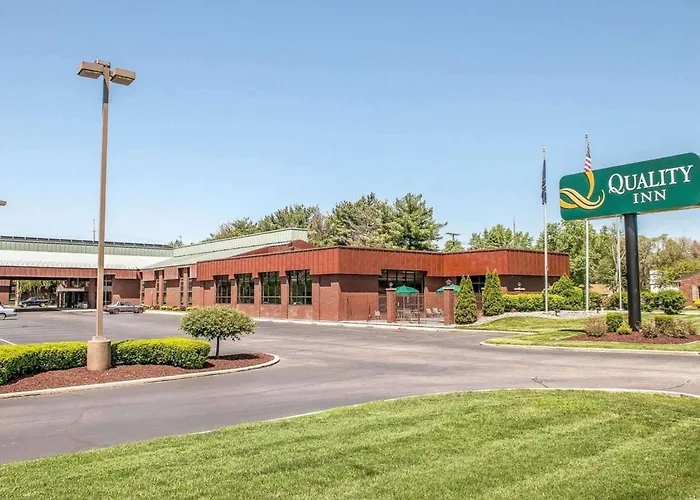 Baymont By Wyndham South Bend Near Notre Dame Hotel
