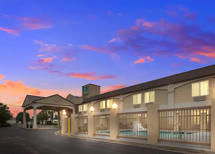 Surestay Hotel By Best Western Alexandria Airport