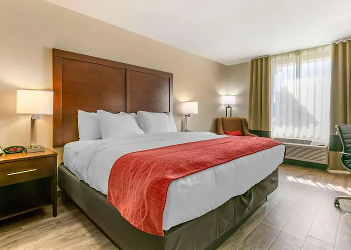 Comfort Inn & Suites Van Buren - Fort Smith
