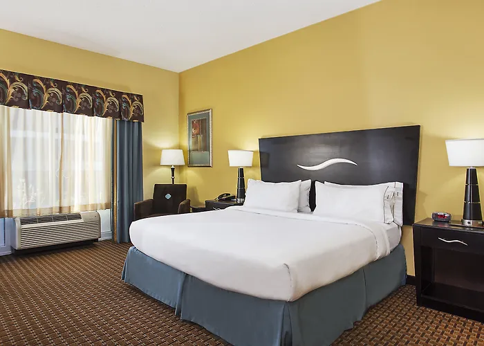 Holiday Inn Express Hotel & Suites Somerset Central By Ihg