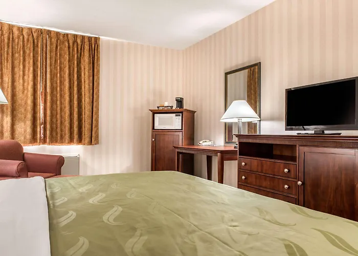 La Quinta Inn & Suites By Wyndham Miamisburg Dayton South