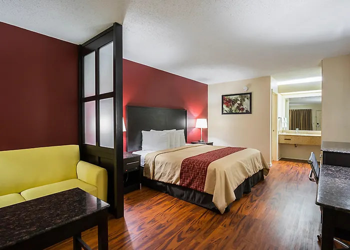 Red Roof Inn & Suites Scottsboro