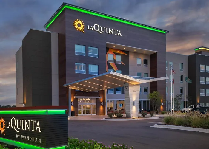 La Quinta By Wyndham West Memphis Hotel