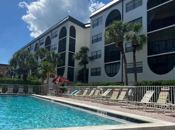 Knot A Care Remodeled Direct Water Access Condo With Ocean And Pool Views Now Sleeps Six Marco Island