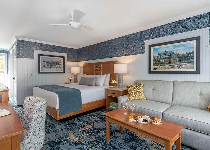 The Bar Harbor Inn