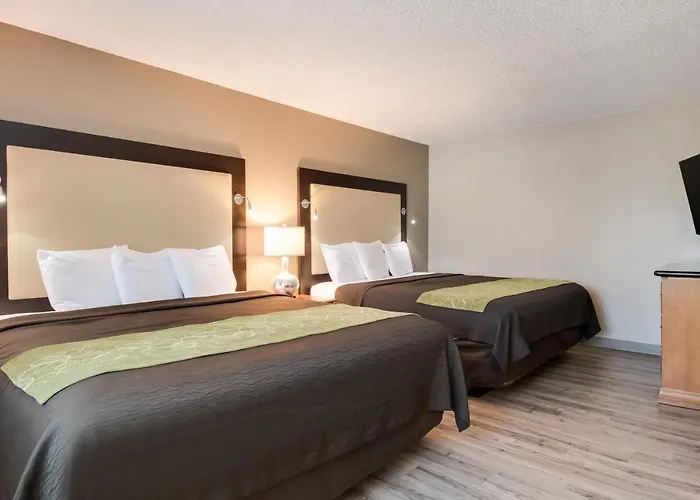 Rodeway Inn & Suites Portland West - Beaverton