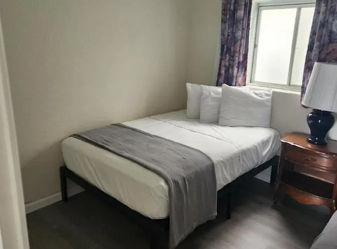 Yankee Clipper Resort Motel Wildwood Crest