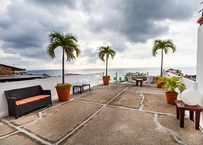 Capital O Hotel 522 Puerto Vallarta