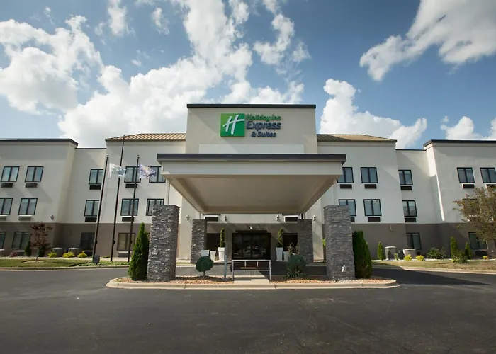 Holiday Inn Express Hotel & Suites Madison By Ihg