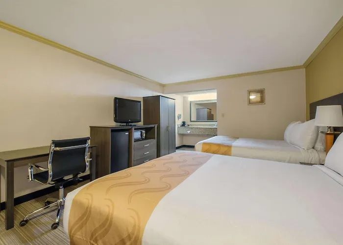 Hibiscus Inn & Suites Absecon