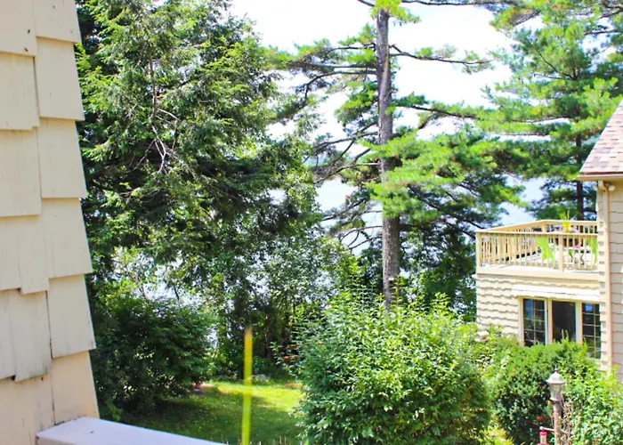 Varney Point Studio Hotel Gilford