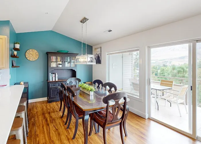 Park Pointe: Sunny Days Apartment Chelan
