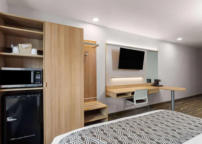Microtel Inn And Suites - Zephyrhills