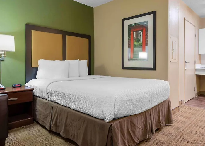 Extended Stay America Select Suites - Tampa - Brandon