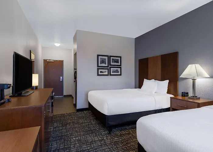 La Quinta By Wyndham Morgantown Hotel