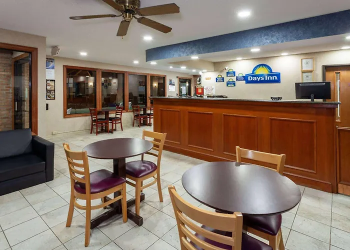 Days Inn By Wyndham Wooster
