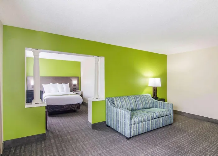 Quality Inn Near University Of Mobile Saraland