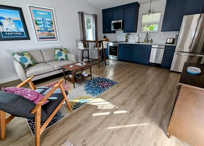 Cozy Gainesville Cottage