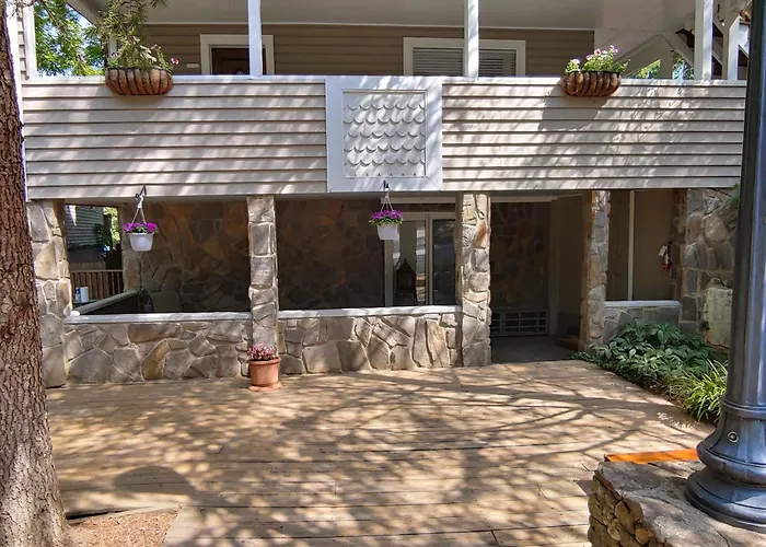 Mckinley Edwards Inn Bryson City