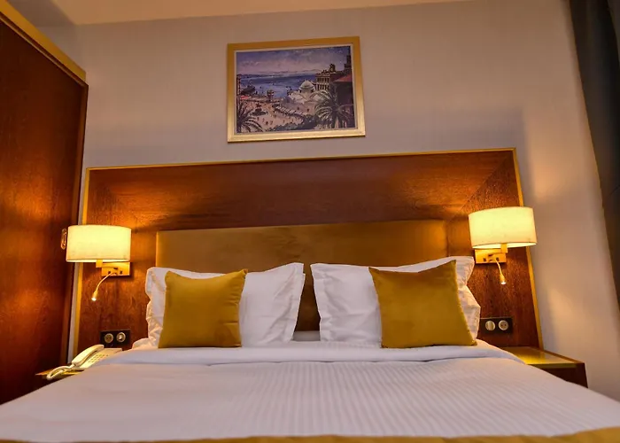Oran Hotels
