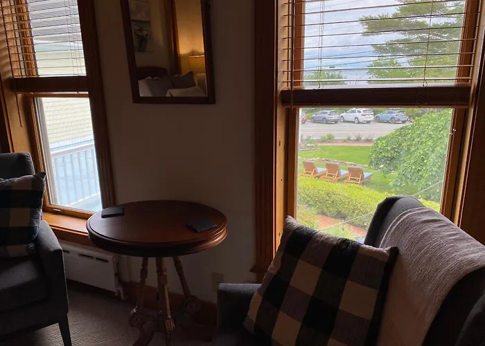 Spouter Inn Bed & Breakfast Lincolnville